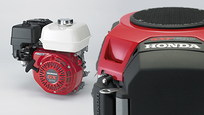 2 modèles de moteur Honda l'un à côté de l'autre