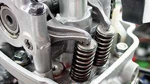 Close up of Honda engine cylinder and head